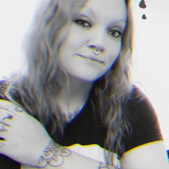 Meet your Posher, Tabby - Picture 1 of 1